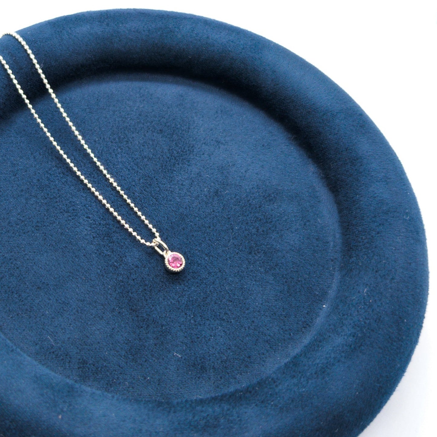 Pendentif Numéro Deux
