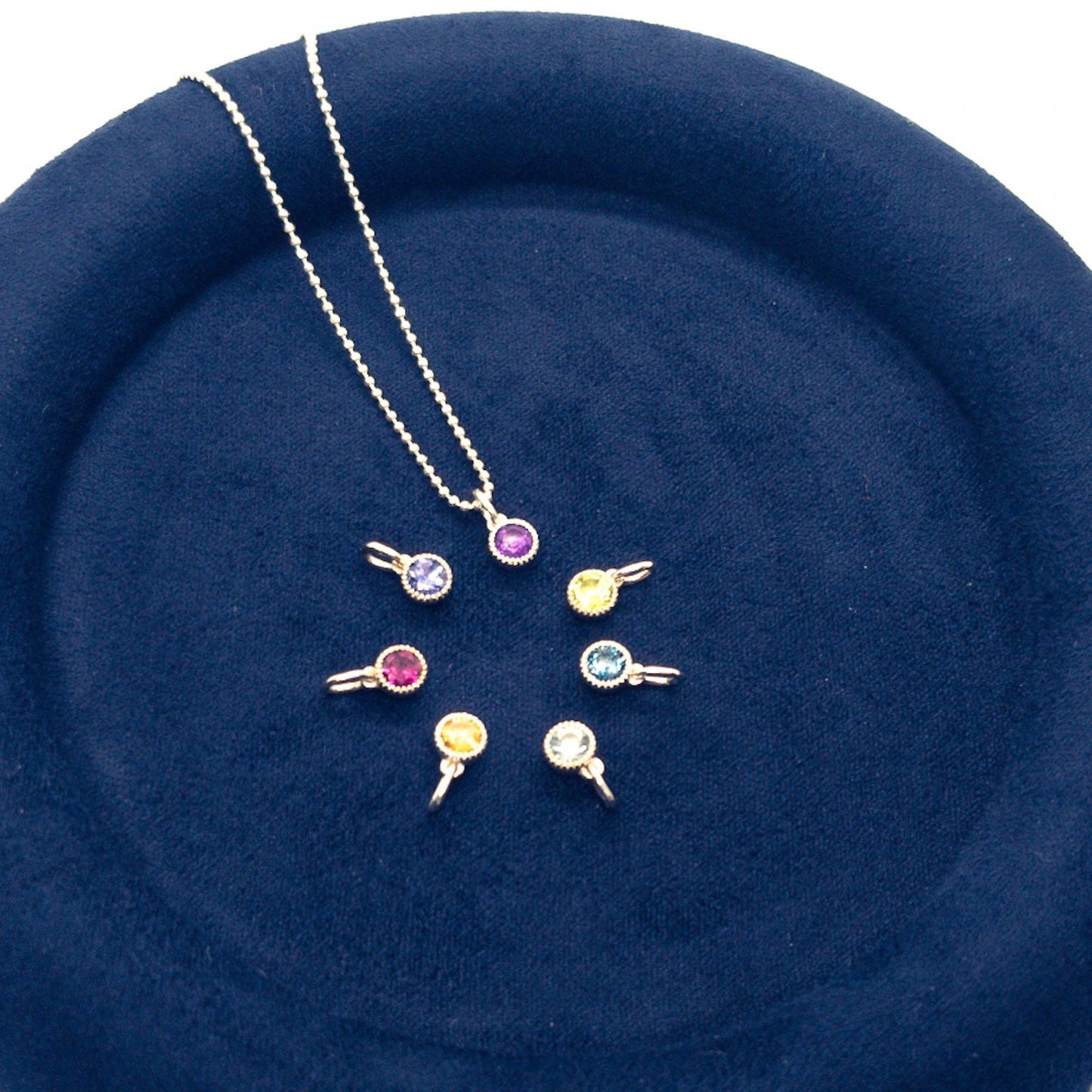Pendentif Numéro Deux