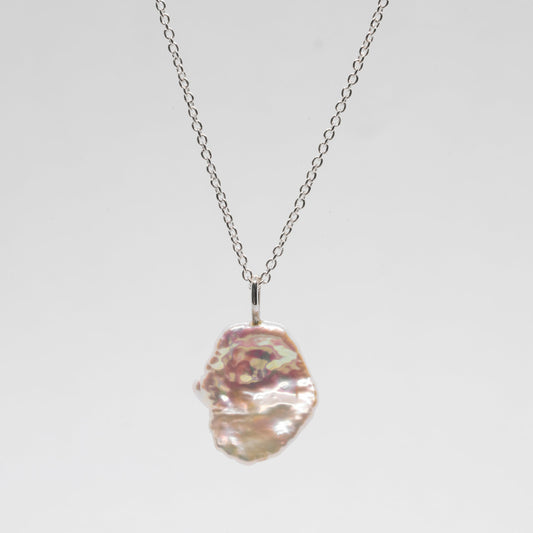 Collier Numéro Deux keshis pétale