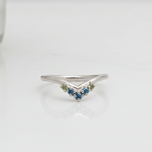 Bague Gwen 5 pierres argent 925 topaze London blue aigues-marines saphirs verts