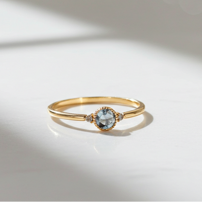 Bague Justine or jaune 18K saphir Montana rose cut serti mille grains