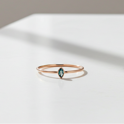 Bague Manon marquise or 18K saphir teal australien