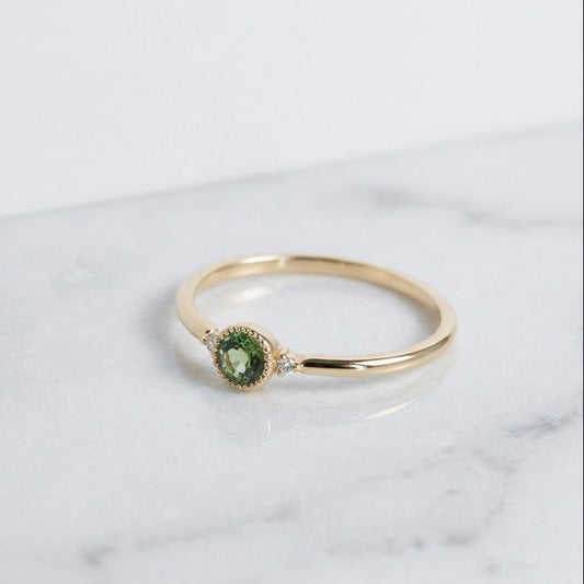 Bague de fiançailles or jaune 18k et saphir bleu-vert