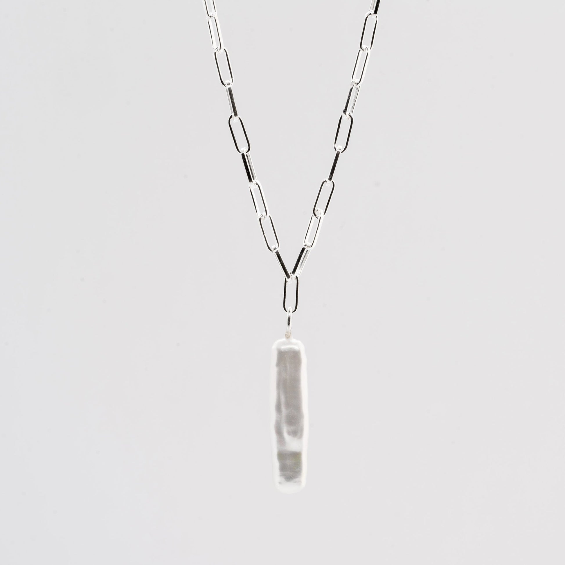 Collier Numéro Deux perles keshis allongées argent 925